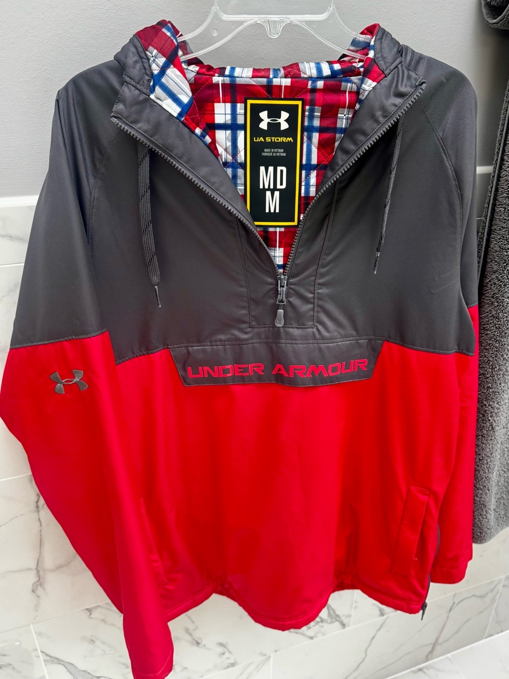 Under Armour Red & Charcoal 1/4 zip Storm Hooded Pullover line new